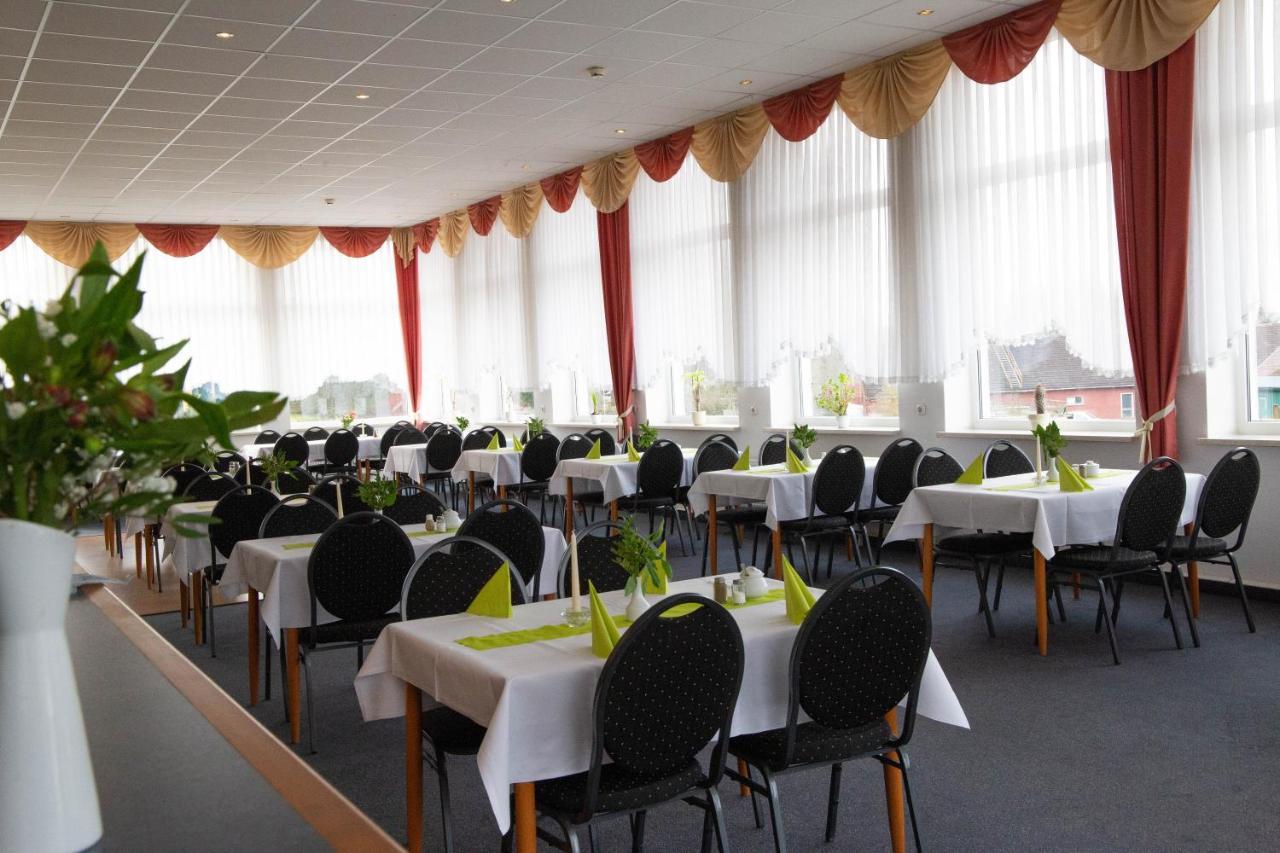 Apartmenthotel-Harz Friedrichsbrunn Exteriör bild