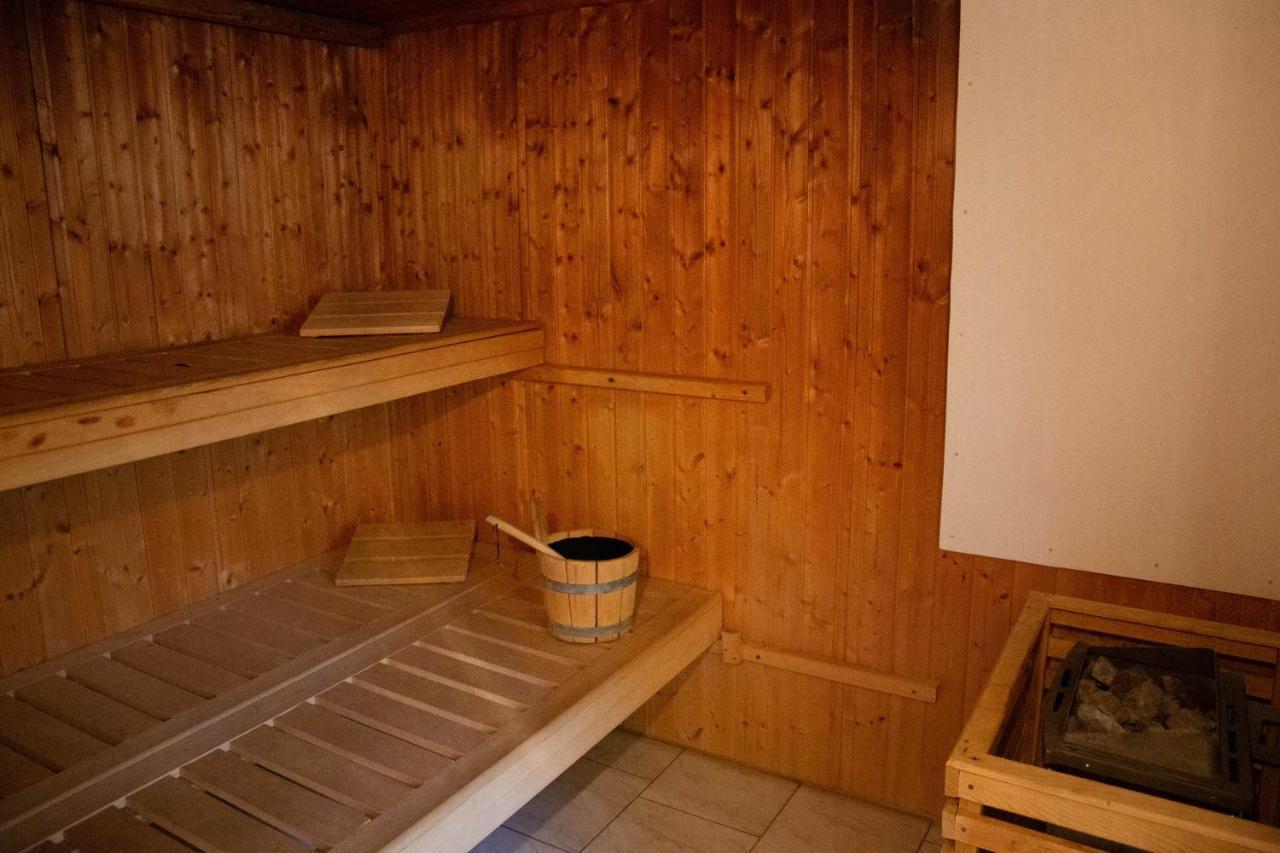 Apartmenthotel-Harz Friedrichsbrunn Exteriör bild